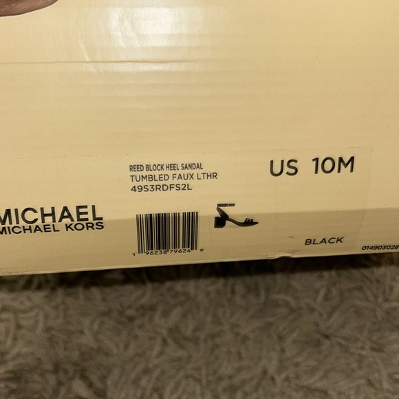 Brand new authentic MK shoes size 10 - Picture 7 of 7